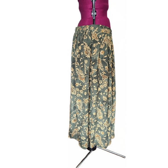 Dress Barn Olive and Mustard Floral A-Line Maxi Skirt With Pockets - Picture 4 of 13